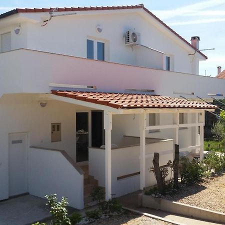 Apartments Maretic Mandre Extérieur photo