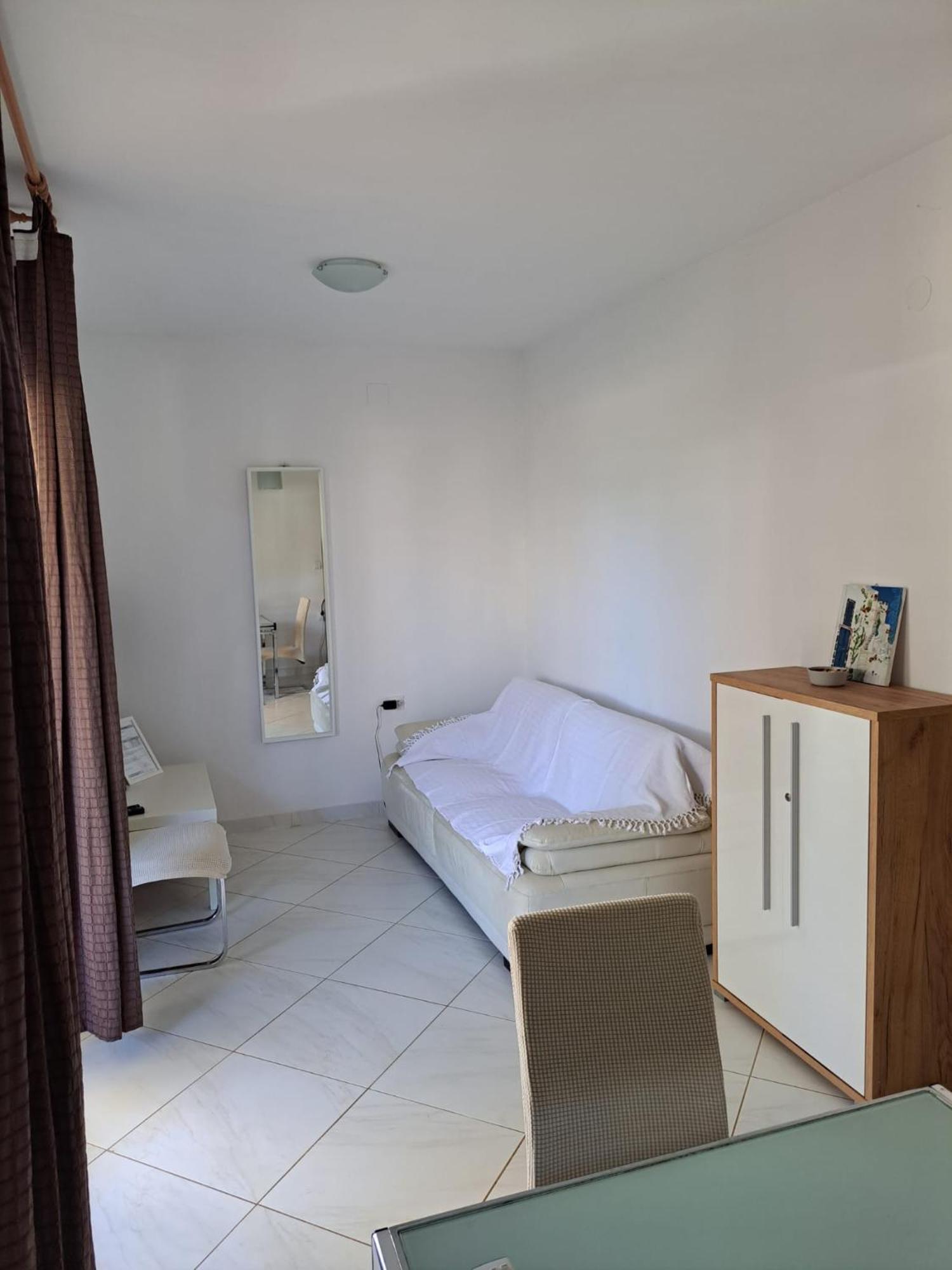 Apartments Maretic Mandre Extérieur photo